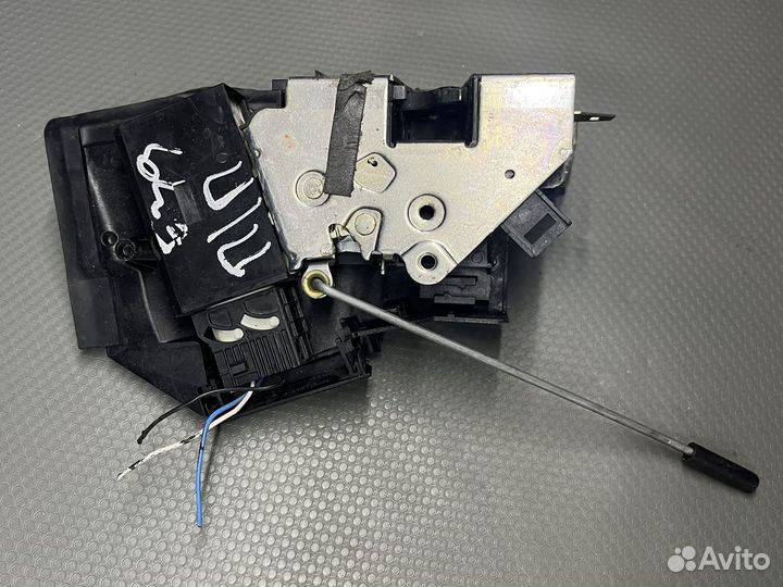 Замок BMW E39 двери передний правый