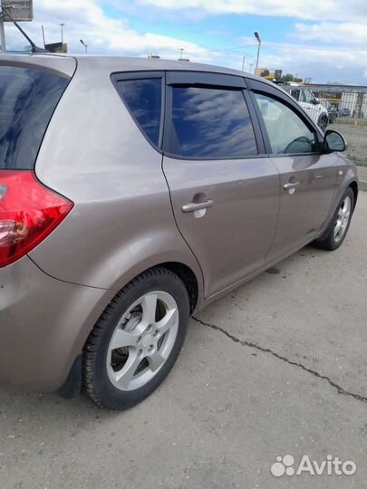 Kia Ceed 1.6 AT, 2008, 140 000 км