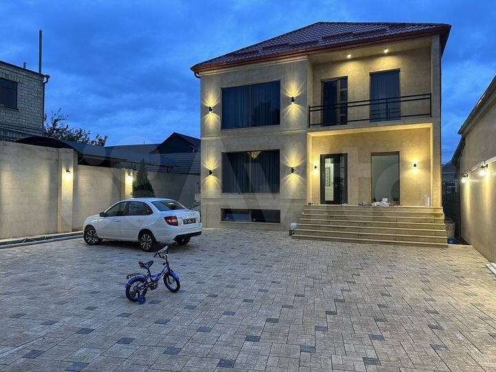 Дом 330 м² на участке 4,8 сот.