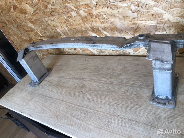 Усилитель передний Porsche Cayenne 3