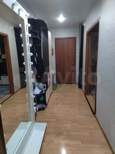 2-к. квартира, 52 м², 2/3 эт.