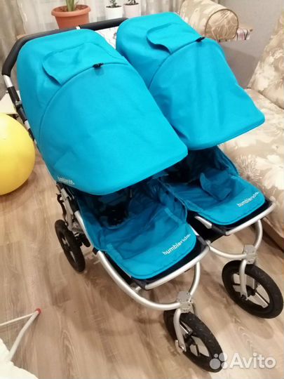 Коляска для двойни Bumbleride twin