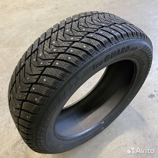 Yokohama IceGuard Stud IG65 215/55 R16 T