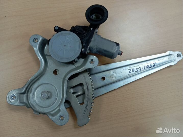 Стеклоподъёмник задний Toyota Corolla 6980412180