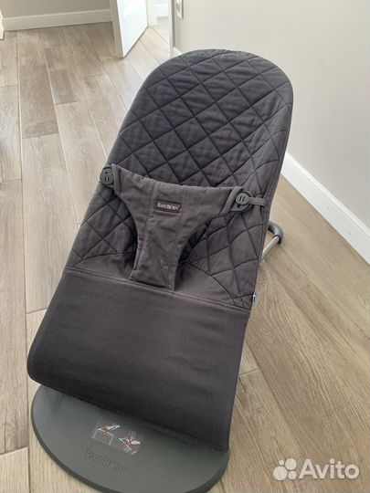 Шезлонг babybjorn