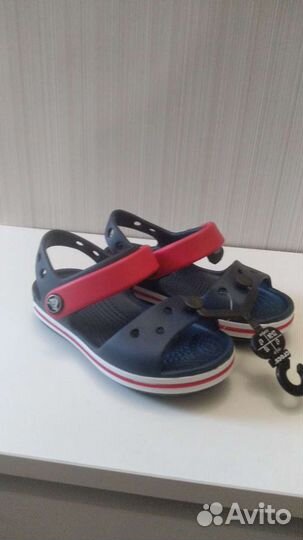 Новые сандалии crocs