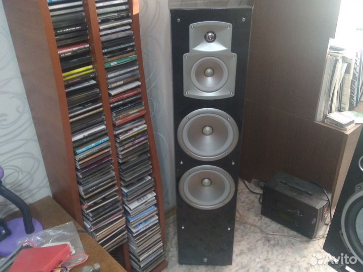 Акустика напольная Yamaha ns-777