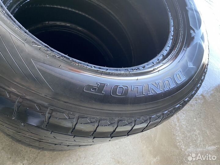 Dunlop Winter Maxx SJ8 275/60 R20 115R