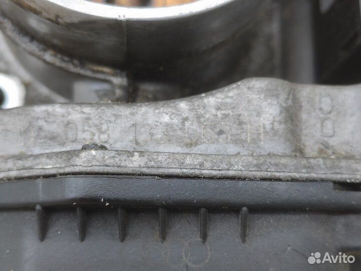 Дроссельная заслонка Audi A4 B5 1.8