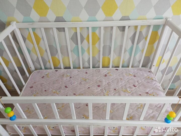 Детская кроватка
