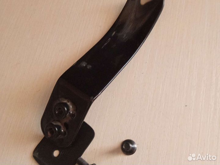 Тормоз для трюкового самоката