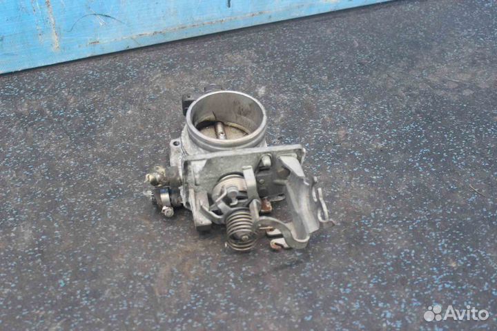 Заслонка дроссельная BMW 5-Series (бмв 525i) E39 1