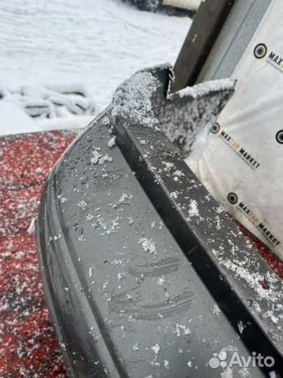 Задний бампер Ford Focus 1 седан америка 2001