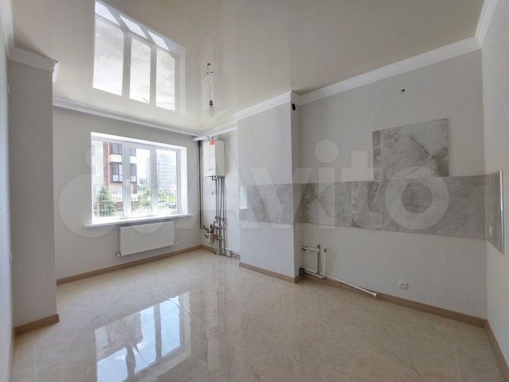 2-к. квартира, 57 м², 1/9 эт.