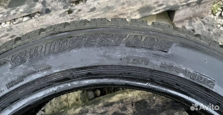 Bridgestone Blizzak LM-25 235/45 R18