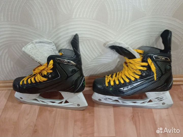 Коньки хоккейные CCM ribcor 44K 9,5D