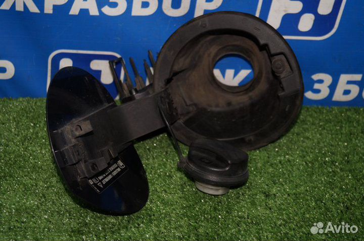 Лючок бензобака Opel Astra J 1.6 (A16XER) 20PU6947