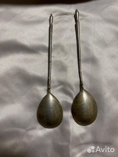 Серебряные ложки чайные