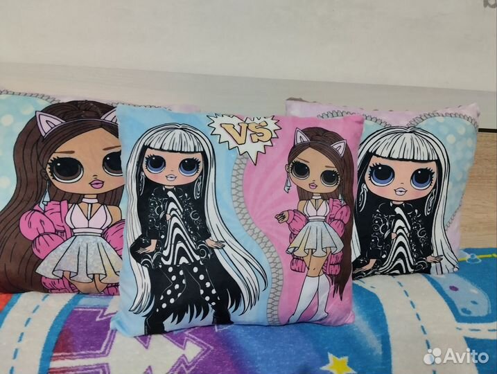 Плюшевая подушка