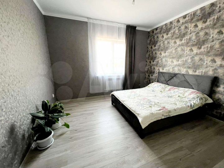 Дом 81,5 м² на участке 4 сот.