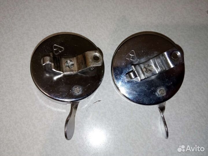 Детали от звонков на велосипед