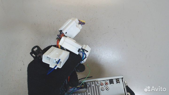 Магнитола Nissan Armada, 2005