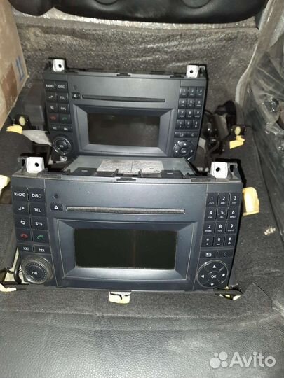 Магнитола на мерседес 639