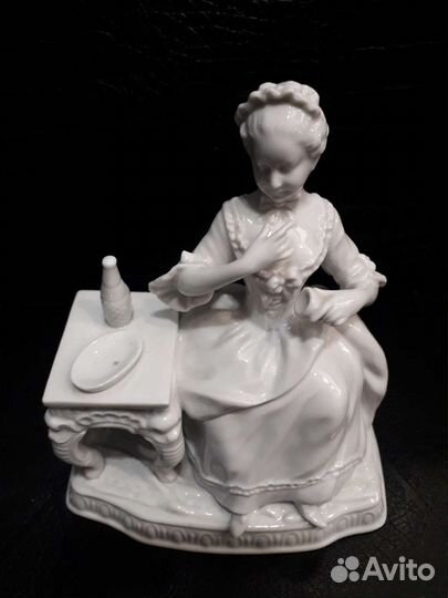 Фарфоровые статуэтки