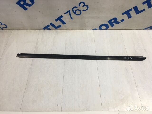 Уплотнитель стекла наружний LADA largus 1.6 мт к4м