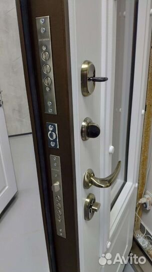 Дверь входная «Антарес» Виктория с ковкой