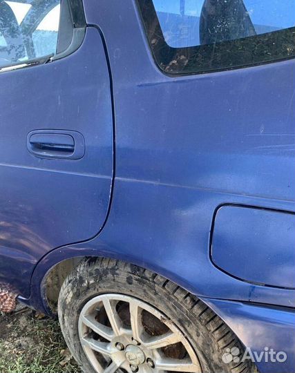 Крыло заднее левое Toyota Corolla Spacio