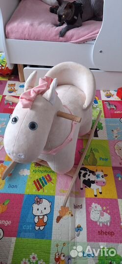 Детская качалка лошадь