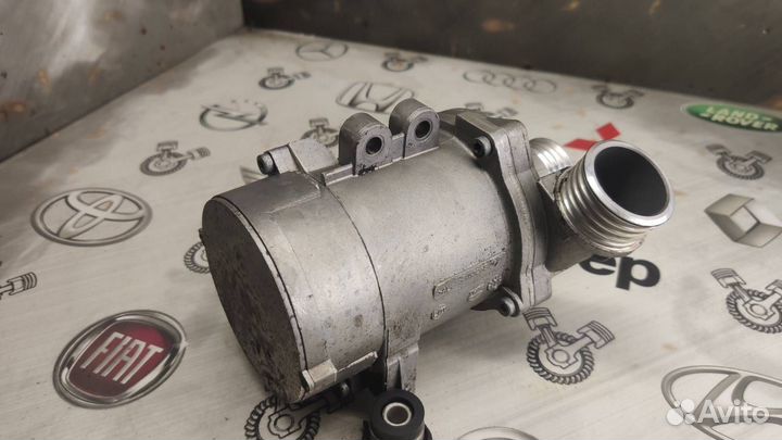 Помпа Bmw 5-Series E60 N52B25 2005