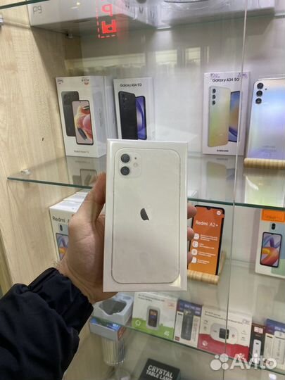 iPhone 11, 128 ГБ