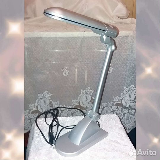 Лампа настольная