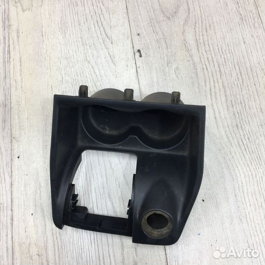 Подстаканник Renault symbol