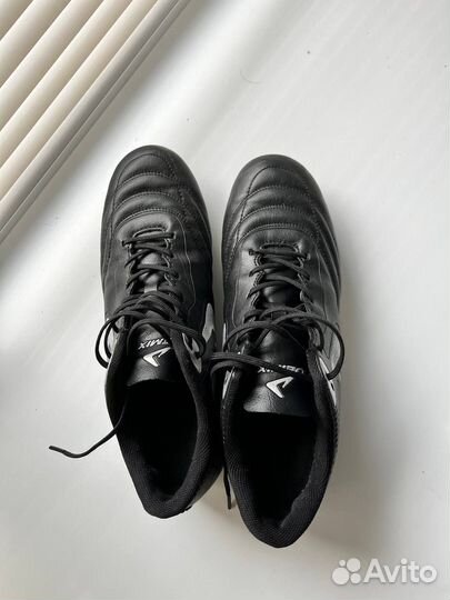 Бутцы,шиповки Demix