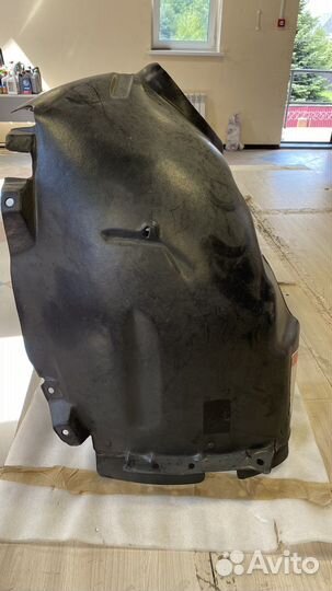 Подкрылок новый передний правый ford C-MAX 1