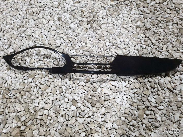 Накладка торпедо Mercedes-Benz CLS 219