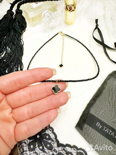 Колье чокер