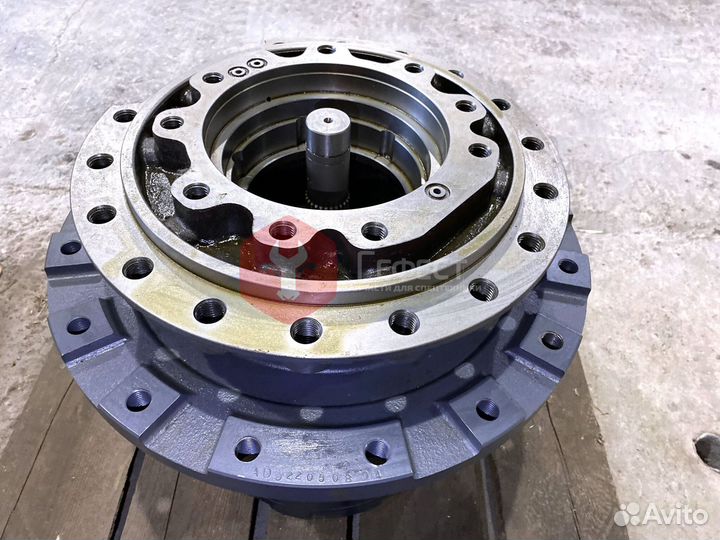 Редуктор хода Hitachi ZX240-AMS