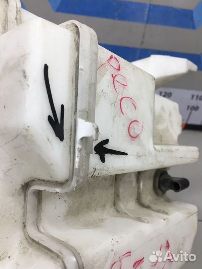 Бачок омывателя Nissan Tiida C11