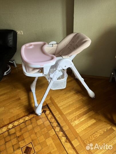 Стульчик для кормления capella