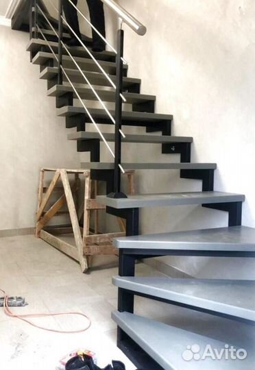 Изготовление лестниц, металлоконструкций