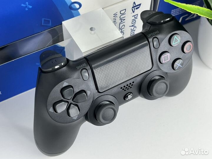 Геймпад Sony PS4 V2 черный новый