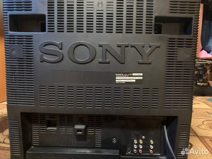 Телевизор Sony trinitron KV-XS29M80