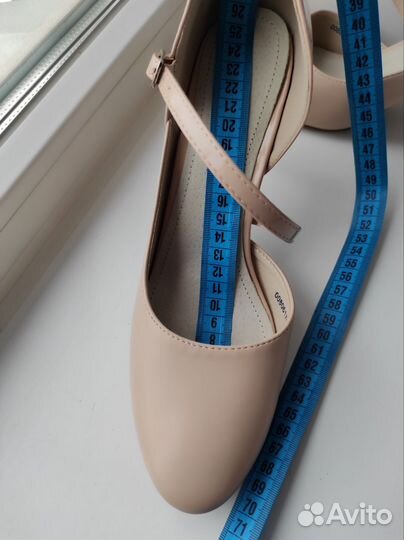 Туфли женские 40 размер новые