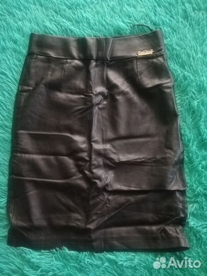 Кожаная юбка, отдам