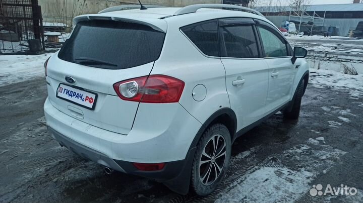 Дефлектор воздушный Ford Kuga CBV 3M51R014L21AE Отличное состояние