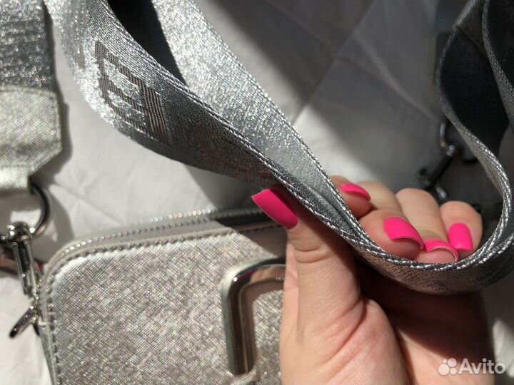 Отправлено.Marc Jacobs Snapshot Silver оригинал